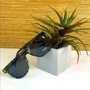 Komono New Riviera Palms Sunglasses Komono | Accessories | Komono New Riviera Palms Sunglasses  main image 2